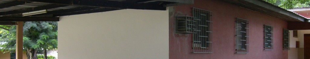 L'edificio che ospita il C.I.F., all'interno della Mariapoli Victoria (Man, Costa d'Avorio)